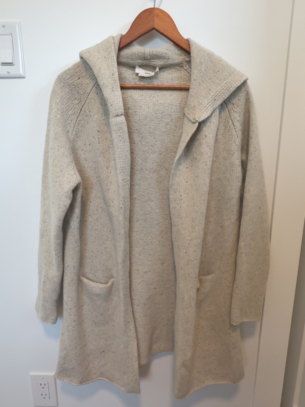 TNA Cream Hooded Open-Front Women’s Cardigan %100 Wool